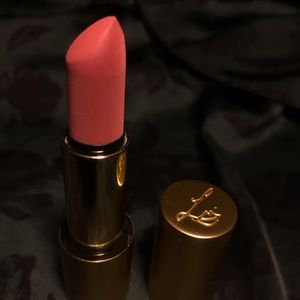🎀 Lisa Eldridge True Velvet Lipstick - “Velvet Beauty”